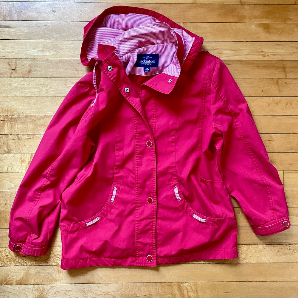 Mackintosh New England- Red Coat- Removable Hood- size petite medium